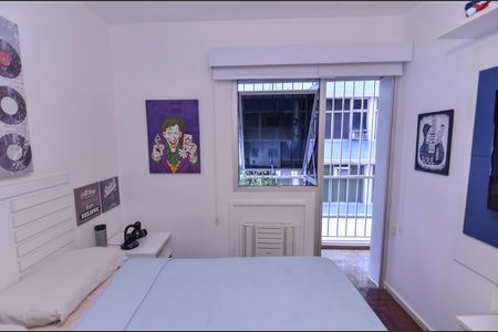 Apartamento à venda com 140m², 4 quartos e 2 vagas Apartamento à venda com 140m², 4 quartos e 2 vagasQuarto 1