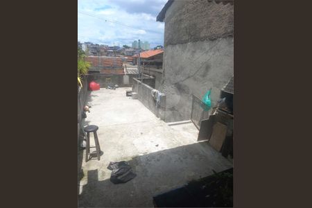 Casa à venda com 1 quarto, 100m² em Vila Serralheiro, São Paulo