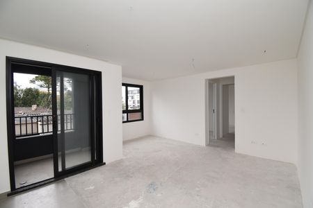 Sala/Cozinha de apartamento à venda com 2 quartos, 52m² em Centro, Curitiba