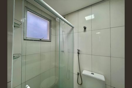 Banheiro de apartamento à venda com 3 quartos, 164m² em Renascença, Belo Horizonte