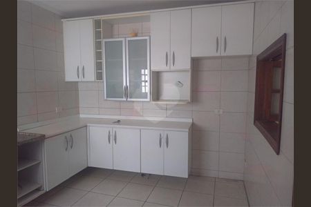 Casa à venda com 439m², 3 quartos e 4 vagas