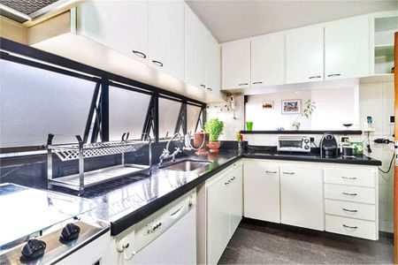 Apartamento à venda com 254m², 4 quartos e 4 vagas