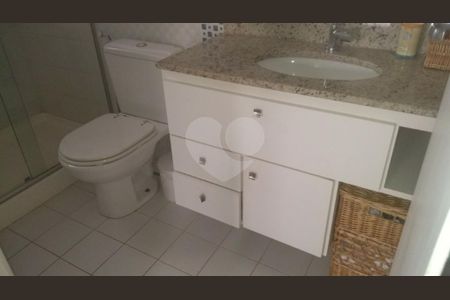 Apartamento à venda com 63m², 2 quartos e 3 vagas