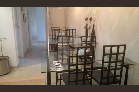 Apartamento à venda com 63m², 2 quartos e 3 vagas