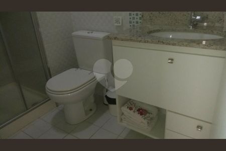 Apartamento à venda com 63m², 2 quartos e 3 vagas