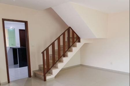 Casa de condomínio para alugar com 126m², 4 quartos e 2 vagas Casa de condomínio para alugar com 126m², 4 quartos e 2 vagasSala