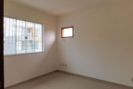 Casa de condomínio para alugar com 126m², 4 quartos e 2 vagas Casa de condomínio para alugar com 126m², 4 quartos e 2 vagasQuarto