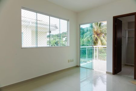Casa de condomínio para alugar com 126m², 4 quartos e 2 vagas Casa de condomínio para alugar com 126m², 4 quartos e 2 vagasSala