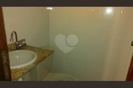 Casa à venda com 3 quartos, 227m² em Vila Santos, São Paulo