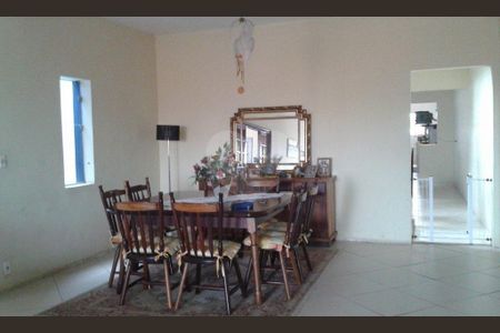 Casa à venda com 3 quartos, 472m² em Parada Inglesa, São Paulo