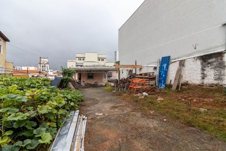 Casa à venda com 591m², 4 quartos e 1 vagaGaragem e Quintal Frontal
