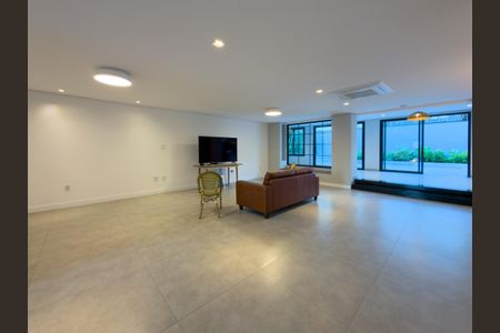 Foto 03 de casa de condomínio à venda com 5 quartos, 422m² em Alphaville Residencial Dois, Barueri