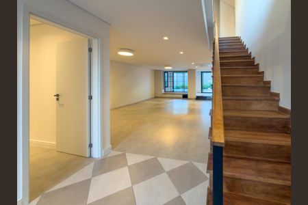 Casa de condomínio à venda com 422m², 5 quartos e 6 vagas Casa de condomínio à venda com 422m², 5 quartos e 6 vagasFoto 11