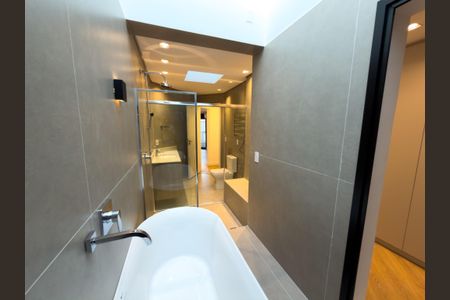 Casa de condomínio à venda com 422m², 5 quartos e 6 vagas Casa de condomínio à venda com 422m², 5 quartos e 6 vagasFoto 40