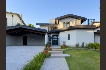 Casa de condomínio à venda com 422m², 5 quartos e 6 vagas Casa de condomínio à venda com 422m², 5 quartos e 6 vagasFoto 01