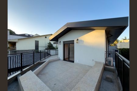 Casa de condomínio à venda com 422m², 5 quartos e 6 vagas Casa de condomínio à venda com 422m², 5 quartos e 6 vagasFoto 30