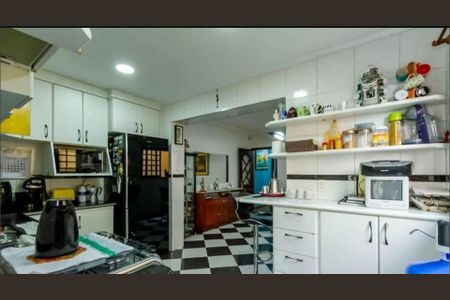 Casa à venda com 276m², 3 quartos e 2 vagas