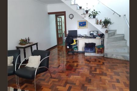 Casa à venda com 183m², 3 quartos e 3 vagas