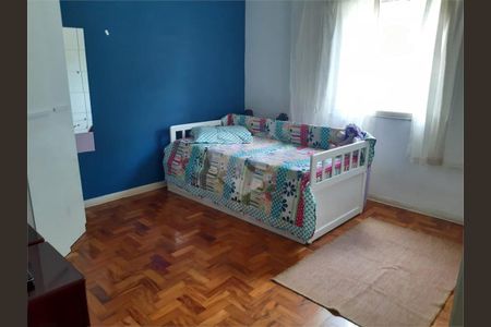 Casa à venda com 183m², 3 quartos e 3 vagas