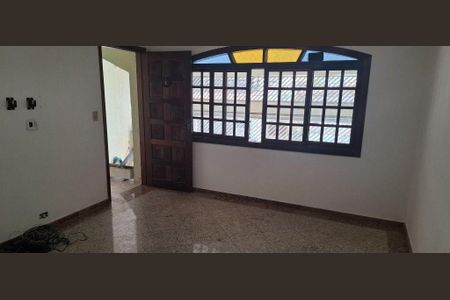 Casa à venda com 2 quartos, 184m² em Raposo Tavares, São Paulo