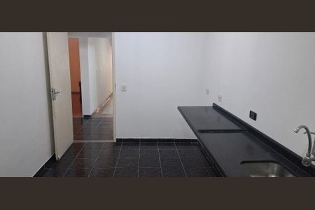 Casa à venda com 184m², 2 quartos e 3 vagas