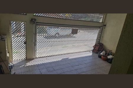 Casa à venda com 184m², 2 quartos e 3 vagas