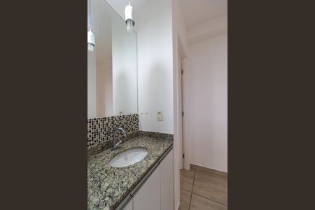 Apartamento à venda com 63m², 2 quartos e 1 vaga Apartamento à venda com 63m², 2 quartos e 1 vagaBanheiro