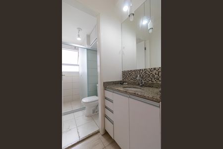 Apartamento à venda com 63m², 2 quartos e 1 vaga Apartamento à venda com 63m², 2 quartos e 1 vagaBanheiro