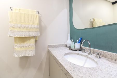 Apartamento à venda com 105m², 3 quartos e 2 vagasBanheiro Suíte 1