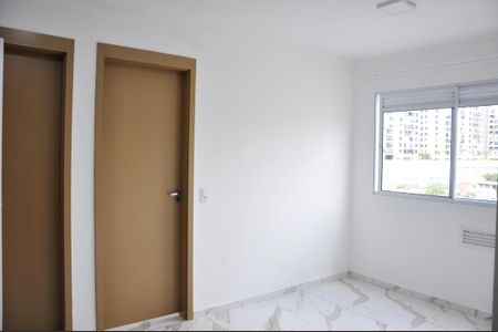 Apartamento à venda com 34m², 2 quartos e sem vaga Apartamento à venda com 34m², 2 quartos e sem vagaDetalhe - Sala