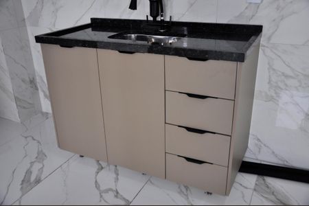 Apartamento à venda com 34m², 2 quartos e sem vaga Apartamento à venda com 34m², 2 quartos e sem vagaDetalhe - Cozinha Americana
