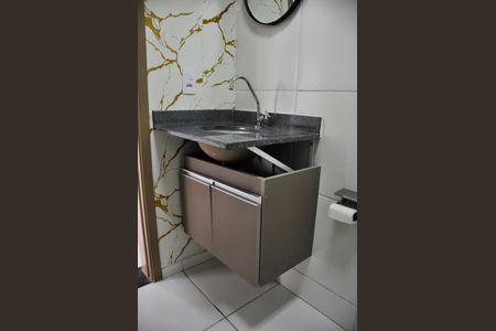 Apartamento à venda com 34m², 2 quartos e sem vaga Apartamento à venda com 34m², 2 quartos e sem vagaDetalhe - Banheiro Social
