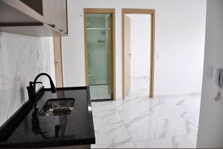 Apartamento à venda com 34m², 2 quartos e sem vaga Apartamento à venda com 34m², 2 quartos e sem vagaDetalhe - Cozinha Americana