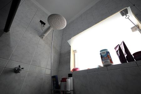 Casa à venda com 220m², 3 quartos e 2 vagas Casa à venda com 220m², 3 quartos e 2 vagasBanheiro 3
