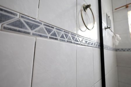 Casa à venda com 220m², 3 quartos e 2 vagas Casa à venda com 220m², 3 quartos e 2 vagasBanheiro Suíte