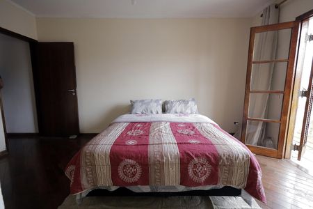 Casa à venda com 220m², 3 quartos e 2 vagas Casa à venda com 220m², 3 quartos e 2 vagasQuarto Suíte 1