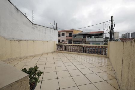 Casa à venda com 220m², 3 quartos e 2 vagas Casa à venda com 220m², 3 quartos e 2 vagasSacada