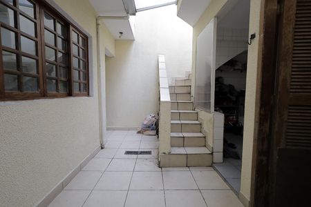 Casa à venda com 220m², 3 quartos e 2 vagas Casa à venda com 220m², 3 quartos e 2 vagasQuintal
