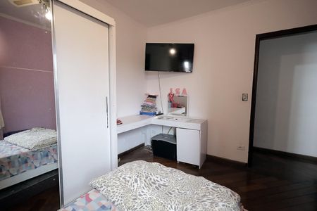 Casa à venda com 220m², 3 quartos e 2 vagas Casa à venda com 220m², 3 quartos e 2 vagasQuarto 2