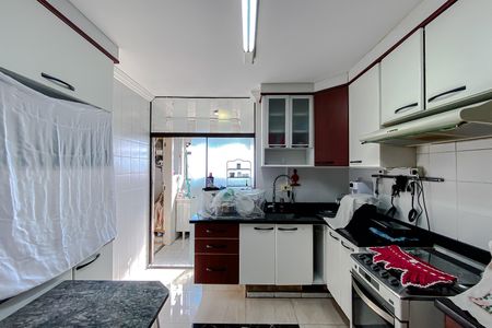 Apartamento para alugar com 107m², 3 quartos e 2 vagas Apartamento para alugar com 107m², 3 quartos e 2 vagasCozinha