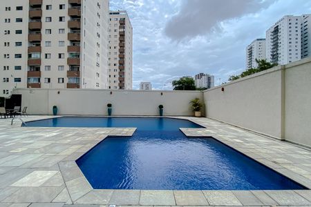Apartamento para alugar com 107m², 3 quartos e 2 vagas Apartamento para alugar com 107m², 3 quartos e 2 vagasÁrea comum - Piscina