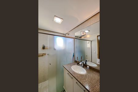 Apartamento para alugar com 107m², 3 quartos e 2 vagas Apartamento para alugar com 107m², 3 quartos e 2 vagasBanheiro da Suíte