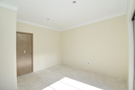 Casa à venda com 110m², 3 quartos e 2 vagasSuíte