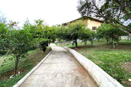 Casa à venda com 529m², 4 quartos e 5 vagasEntrada