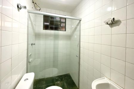 Casa à venda com 529m², 4 quartos e 5 vagasBanheiro da Edícula