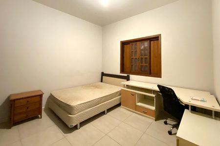 Casa à venda com 529m², 4 quartos e 5 vagasQuarto 3