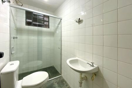 Casa à venda com 529m², 4 quartos e 5 vagasBanheiro da Edícula