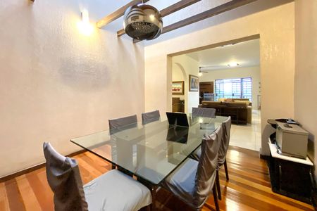 Casa à venda com 529m², 4 quartos e 5 vagasSala de Jantar