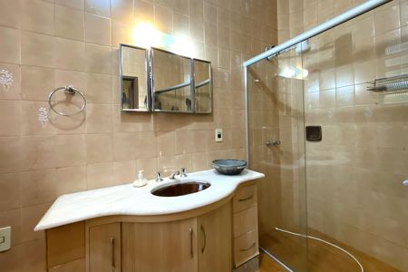 Casa à venda com 529m², 4 quartos e 5 vagasBanheiro