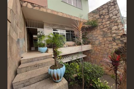 Casa à venda com 3 quartos, 380m² em Jardim São Paulo, São Paulo